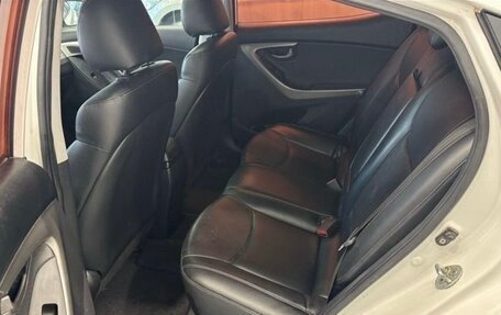Hyundai Avante, 2011 год, 950 000 рублей, 9 фотография