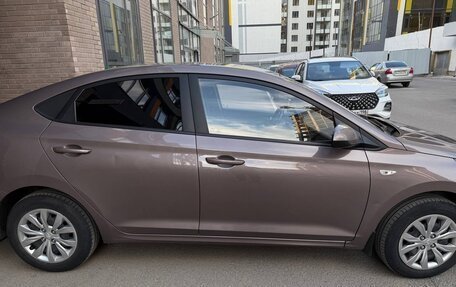 Hyundai Solaris II рестайлинг, 2019 год, 1 600 000 рублей, 4 фотография