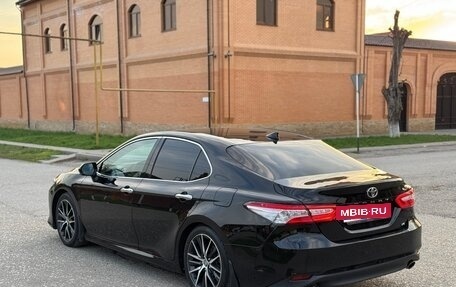Toyota Camry, 2020 год, 2 930 000 рублей, 4 фотография