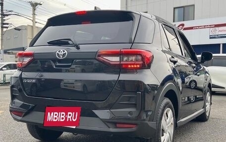 Toyota Raize I, 2022 год, 1 427 000 рублей, 12 фотография
