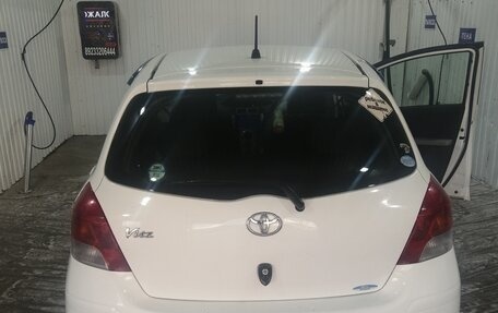 Toyota Vitz, 2009 год, 550 000 рублей, 6 фотография