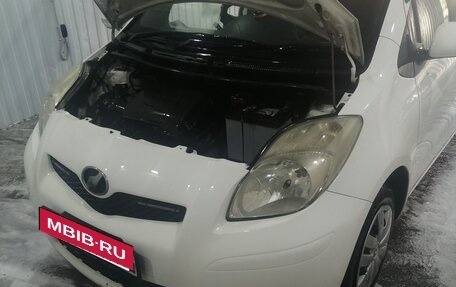 Toyota Vitz, 2009 год, 550 000 рублей, 4 фотография
