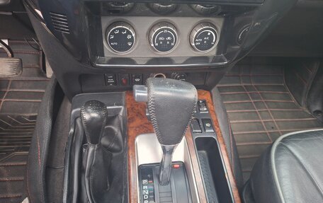 Nissan Patrol, 2005 год, 1 450 000 рублей, 15 фотография
