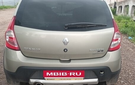 Renault Sandero I, 2013 год, 750 000 рублей, 4 фотография