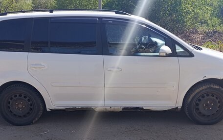 Volkswagen Touran III, 2006 год, 345 000 рублей, 7 фотография
