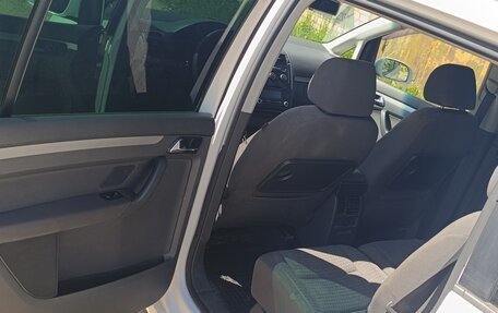 Volkswagen Touran III, 2006 год, 345 000 рублей, 12 фотография