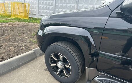 Toyota Land Cruiser Prado 120 рестайлинг, 2005 год, 2 350 000 рублей, 3 фотография