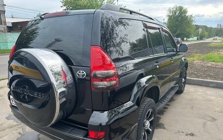 Toyota Land Cruiser Prado 120 рестайлинг, 2005 год, 2 350 000 рублей, 11 фотография
