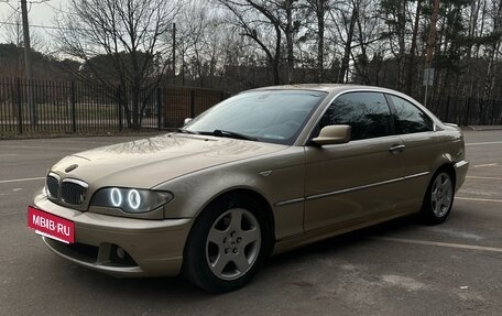 BMW 3 серия, 2004 год, 800 000 рублей, 2 фотография