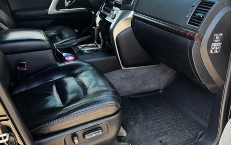 Toyota Land Cruiser 200, 2012 год, 3 600 000 рублей, 6 фотография