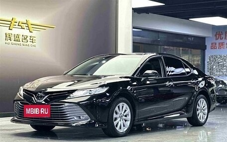 Toyota Camry, 2021 год, 2 570 000 рублей, 3 фотография