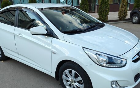 Hyundai Solaris II рестайлинг, 2013 год, 1 165 000 рублей, 4 фотография