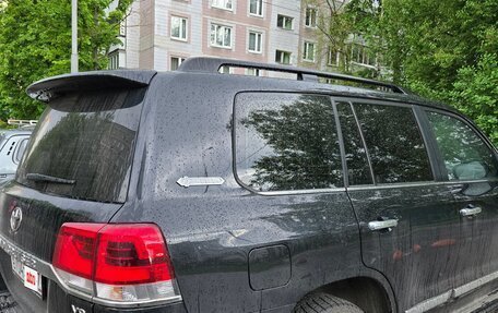Toyota Land Cruiser 200, 2018 год, 7 500 000 рублей, 4 фотография