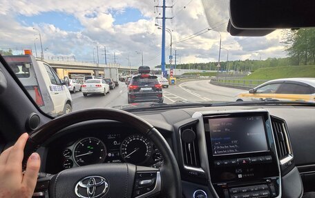 Toyota Land Cruiser 200, 2018 год, 7 500 000 рублей, 10 фотография