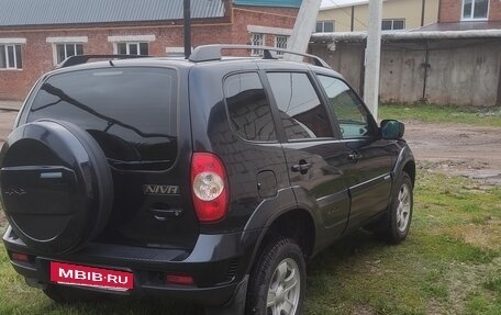 Chevrolet Niva I рестайлинг, 2009 год, 650 000 рублей, 3 фотография