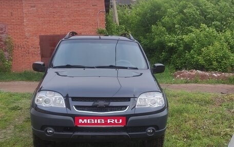 Chevrolet Niva I рестайлинг, 2009 год, 650 000 рублей, 2 фотография