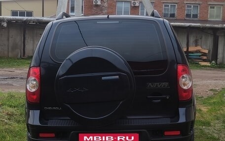 Chevrolet Niva I рестайлинг, 2009 год, 650 000 рублей, 4 фотография