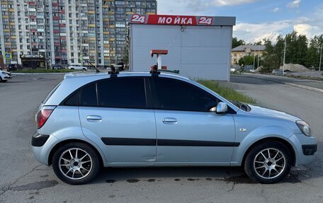 KIA Rio II, 2006 год, 500 000 рублей, 5 фотография