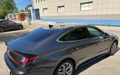 Hyundai Sonata VIII, 2021 год, 2 550 000 рублей, 2 фотография