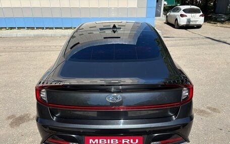 Hyundai Sonata VIII, 2021 год, 2 550 000 рублей, 3 фотография