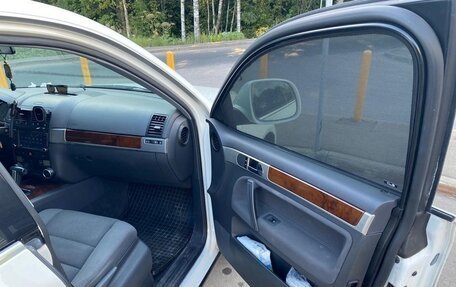 Volkswagen Touareg III, 2010 год, 1 290 000 рублей, 5 фотография