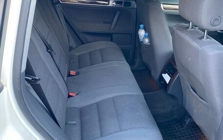 Volkswagen Touareg III, 2010 год, 1 290 000 рублей, 6 фотография