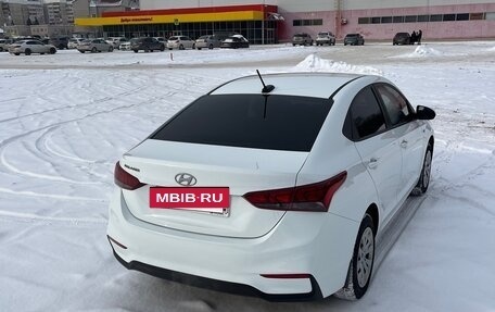 Hyundai Solaris II рестайлинг, 2018 год, 1 150 000 рублей, 4 фотография