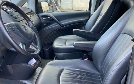 Mercedes-Benz Viano, 2014 год, 2 700 000 рублей, 14 фотография
