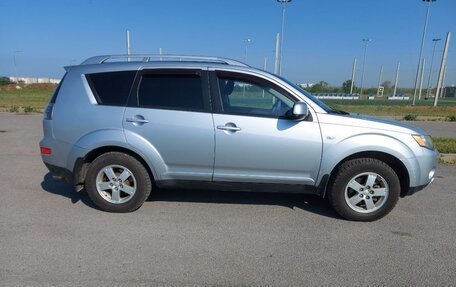 Mitsubishi Outlander III рестайлинг 3, 2008 год, 990 000 рублей, 3 фотография