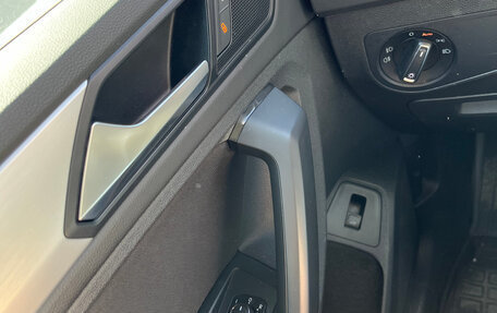 Volkswagen Tiguan II, 2019 год, 10 фотография