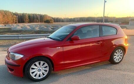 BMW 1 серия, 2008 год, 950 000 рублей, 1 фотография