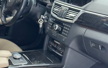 Mercedes-Benz E-Класс, 2010 год, 1 750 000 рублей, 12 фотография