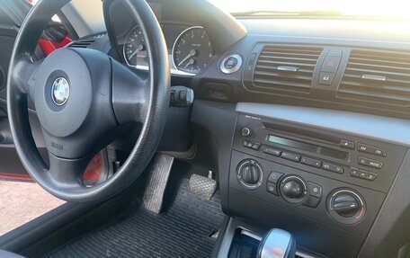 BMW 1 серия, 2008 год, 950 000 рублей, 7 фотография