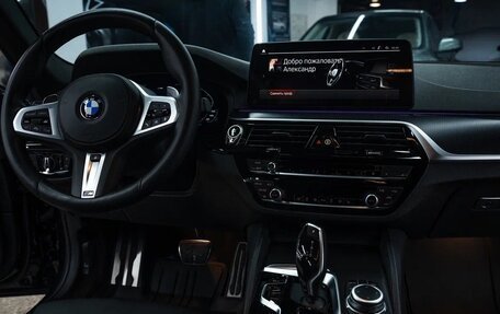 BMW 5 серия, 2022 год, 6 800 000 рублей, 3 фотография