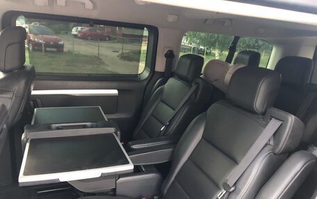 Peugeot Traveller I, 2020 год, 3 200 000 рублей, 7 фотография
