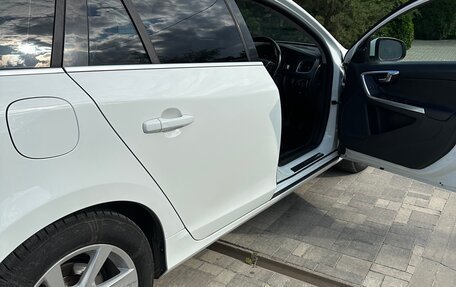 Volvo V60 I, 2015 год, 1 600 000 рублей, 2 фотография