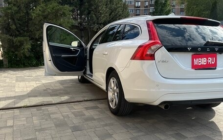 Volvo V60 I, 2015 год, 1 600 000 рублей, 3 фотография