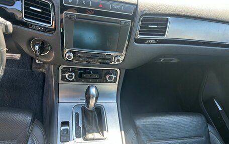 Volkswagen Touareg III, 2016 год, 2 800 000 рублей, 2 фотография