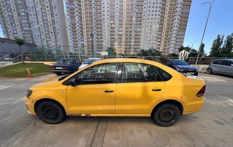 Volkswagen Polo VI (EU Market), 2018 год, 450 000 рублей, 3 фотография