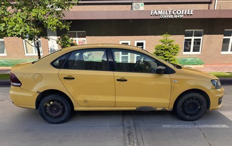 Volkswagen Polo VI (EU Market), 2018 год, 450 000 рублей, 7 фотография