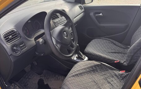 Volkswagen Polo VI (EU Market), 2018 год, 450 000 рублей, 13 фотография