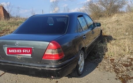 Mercedes-Benz C-Класс, 1994 год, 150 000 рублей, 4 фотография