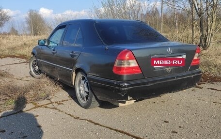 Mercedes-Benz C-Класс, 1994 год, 150 000 рублей, 2 фотография