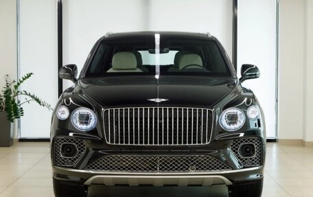 Bentley Bentayga I, 2023 год, 44 900 000 рублей, 2 фотография
