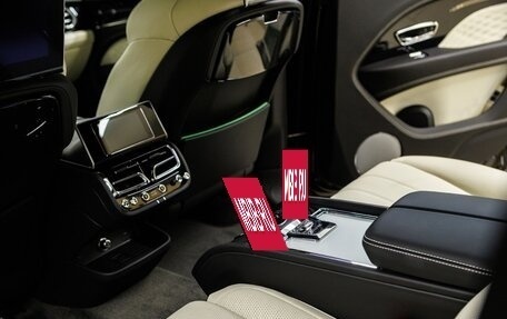 Bentley Bentayga I, 2023 год, 44 900 000 рублей, 11 фотография