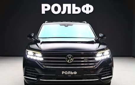 Volkswagen Touareg III, 2018 год, 4 700 000 рублей, 3 фотография
