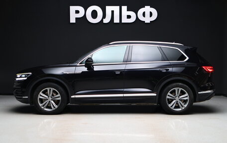 Volkswagen Touareg III, 2018 год, 4 700 000 рублей, 5 фотография