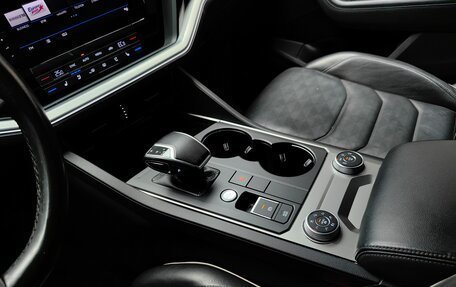 Volkswagen Touareg III, 2018 год, 4 700 000 рублей, 31 фотография