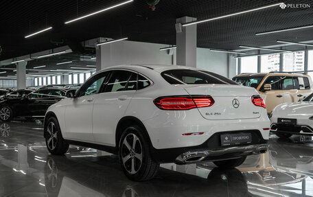 Mercedes-Benz GLC Coupe, 2017 год, 4 200 000 рублей, 4 фотография
