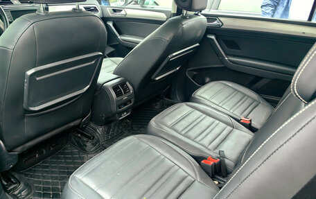 Volkswagen Touran III, 2022 год, 1 849 000 рублей, 5 фотография